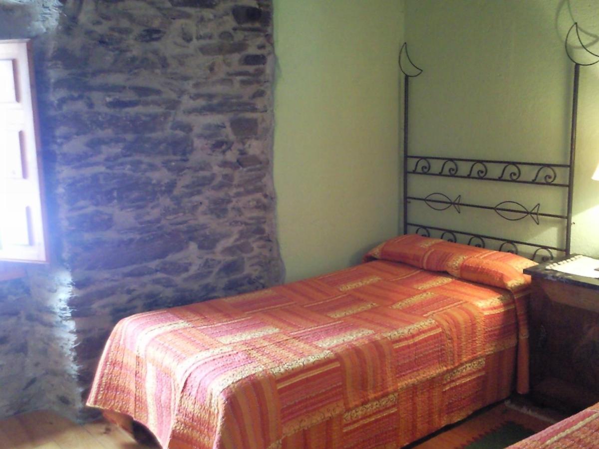 Hotel Rural El Urogallo Murias de Paredes Oda fotoğraf